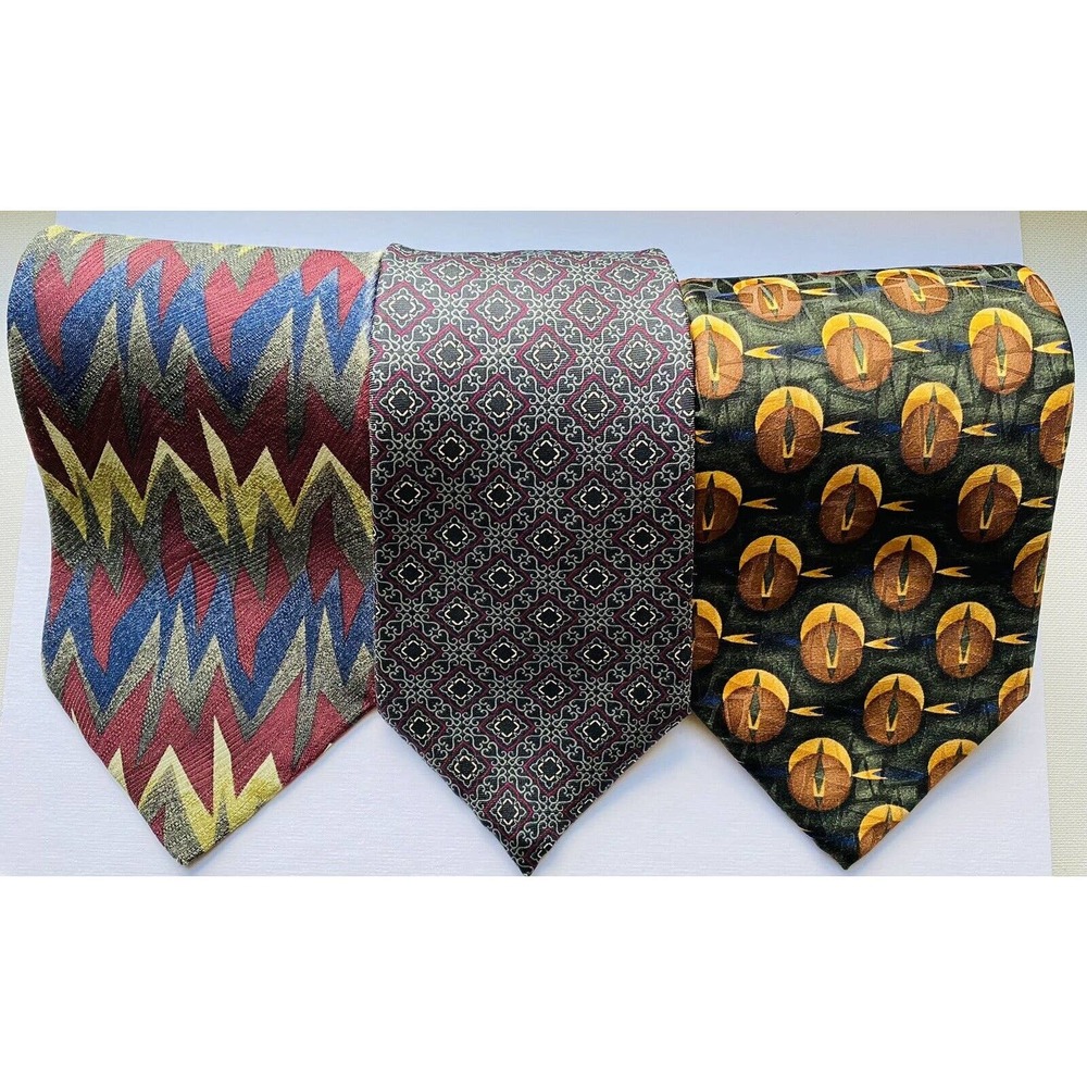 Multicolor Silk Ties Jhane Barnes, C Dior Monsieur, R Bennett Geometric Lot Of 3